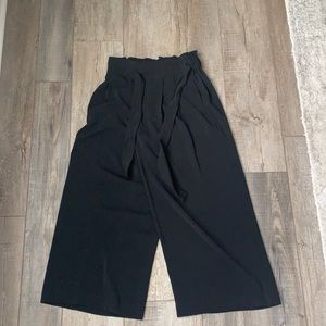 Zara Black wide leg pants with cinched waist tie